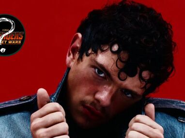 Noah Jupe recientemente participó en una obra de teatro en Reino Unido