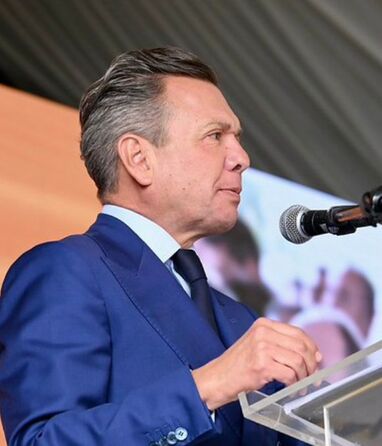 Pablo Lemus defiende la reelección municipal.