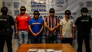 Cuatro personas fueron detenidas, entre ellas un presunto operador financiero clave del grupo y un ex jefe de la policía municipal | FGE Oaxaca