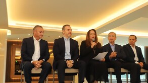 Autoridades y organizadores reunidos en el foro Memoria Legado 2026.
