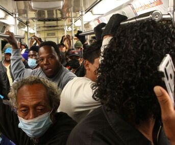 La caída de objetos a la vías del Metro CdMx puede generar retrasos en el servicio. | Rogelio Morales | Cuartoscuro