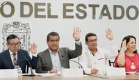 El congreso local recibió las renuncias y citó a comparecer al único regidor que compone el cabildo de Acatlán / Agencia Es Imagen