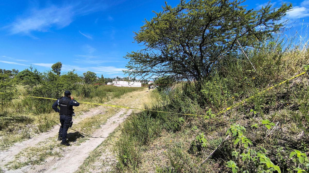 Paraje despoblado en San Andrés Azumiatla, Puebla, donde personal de los servicios periciales recabó indicios