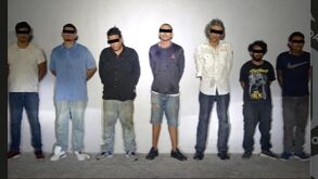 Los sospechosos fueron ubicados cuando circulaban a exceso de velocidad a bordo de una camioneta con placas foráneas.