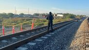 Hombre muere tras ser presuntamente arrollado por tren en Salinas Victoria