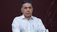 El senador Inzunza informó que dejaría de formar parte del grupo parlamentario.