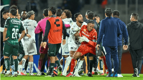 Para Solari y Gandolfi, la intensidad del futbol no puede convertirse en una justificación para perder el control.