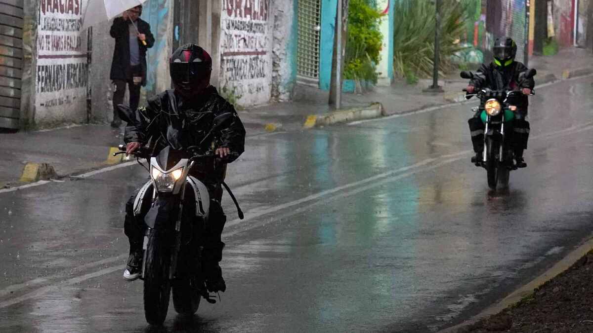 Las motos no pueden circular cuando se aplica Fase 2 de contingencia ambiental