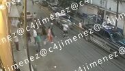 Una riña entre familiares se registró en plena vía pública en Iztacalco; el conflicto se originó por una presunta infidelidad.