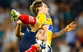 El cuadro auriazul sumó a Guillermo Martínez y Emiliano Gómez al ataque, pero podría sufrir la baja por suspensión de Diego Lainez.