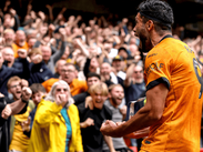 El delantero mexicano continúa sumando protagonismo en la segunda categoría del futbol inglés. | @Wolves