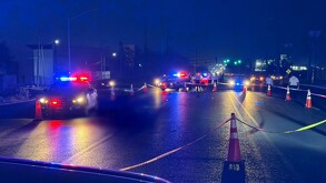 El hombre fue encontrado sin vida sobre la carpeta asfáltica.