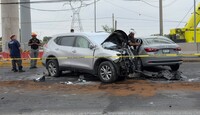 Elementos de Protección Civil de Nuevo León y Apodaca realizaron labores para eliminar riesgos en la zona.