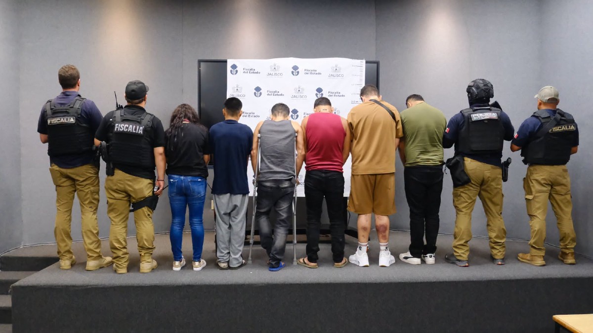 Los seis enfrentan cargos por desaparición cometida por particulares y trata de personas
