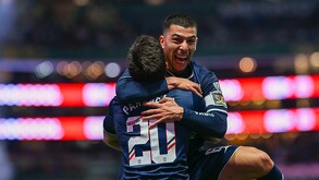 Erik Lira anotó el primer gol del Clásico Joven en el Apertura 2026