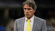 Guillermo Almada valoró la actitud que tuvo su plantilla para mantenerse en la pelea hasta los últimos segundos. | @ClubAmérica