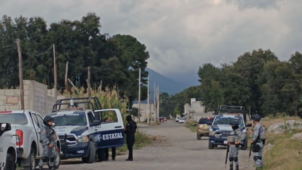 Zona en construcción del Parque Industrial Chachapa donde personal forense y ministerial realizó las diligencias