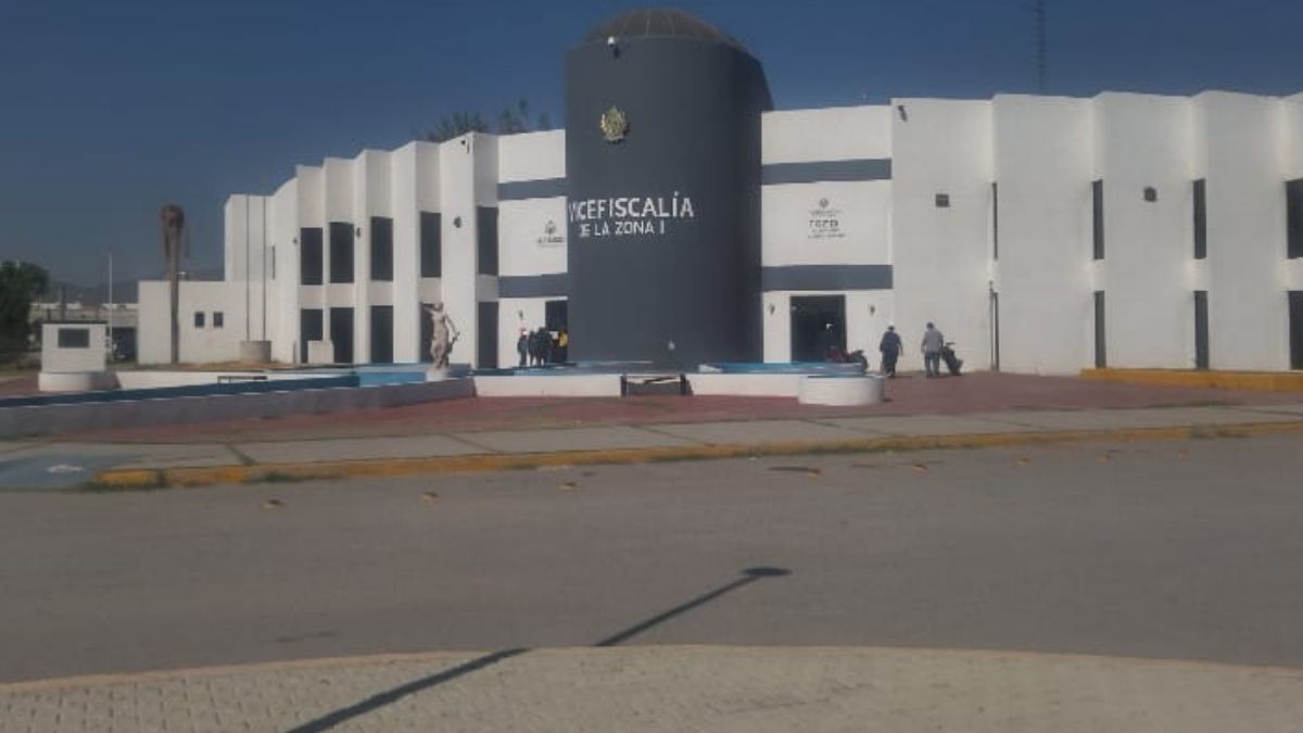 El agresor despojó a la víctima de dos cilindros de gas doméstico de la vivienda y se dio a la fuga con rumbo desconocido.