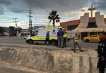Al lugar arribaron elementos de Cruz Roja y personal de SAMU quienes confirmaron que el hombre ya había fallecido.