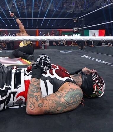 Chad Gable retuvo el título Intercontinental ante Dragon Lee con un dramático Ankle Lock en una auténtica cátedra técnica.
