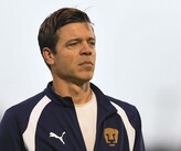 Esteban Solari ha ganado dos de sus primeros tres partidos oficiales con Esteban Solari / Imago7