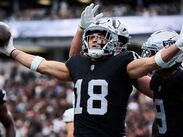 La franquicia negro y plata domina el historial directo frente a los californianos con 69 victorias, 62 derrotas y dos empates.