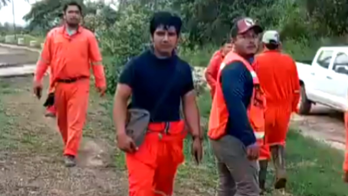 El fuego y la llamarada se alcanzó a ver a varios kilómetros a la redonda / Fluvio César Martínez