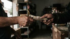 Implementa la Dirección de Seguridad Pública mesas de trabajo con el sector comercial para atender casos de extorsión