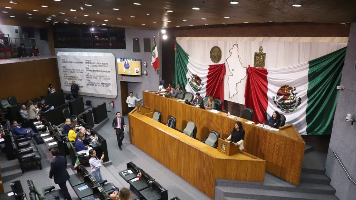 Javier Caballero y Carlos de la Fuente impulsan la reforma a la ley orgánica de Agua y Drenaje.