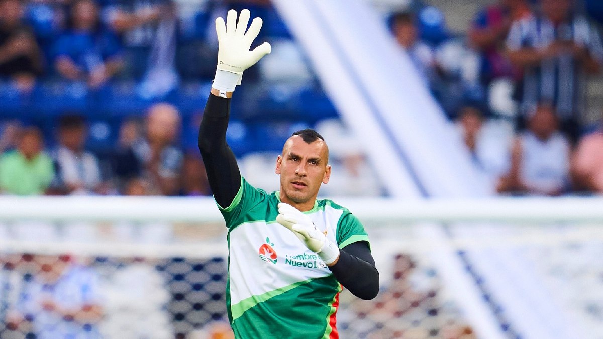 Nahuel Guzmán llegó a 500 partidos jugados con Tigres en 2025 / Instagram