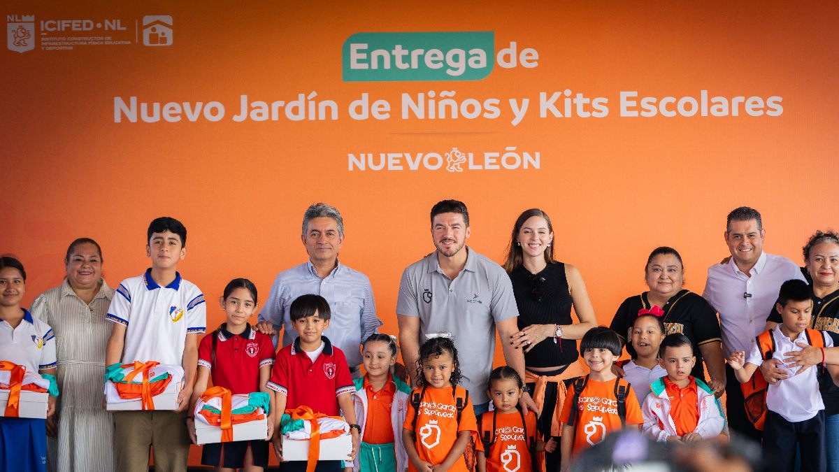 "Para mí es un orgullo cerrar el último año de gobierno siendo primer lugar en educación", Samuel García.