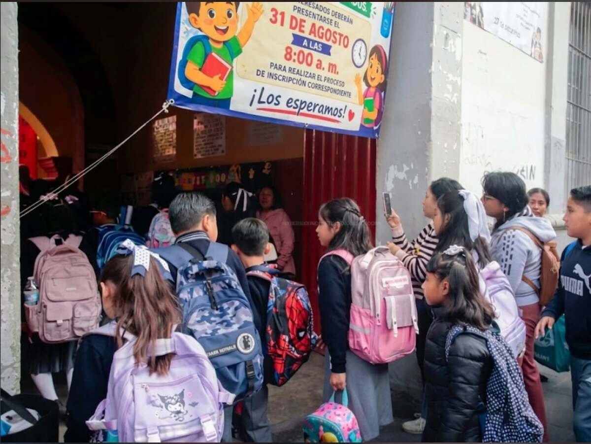 Los planteles escolares podrán realizar ceremonias cívicas para recordar el inicio de la Independencia de México.