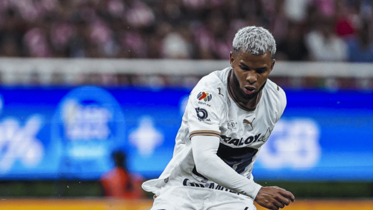 Cuando Pumas encuentra el arco, puede transformar por completo la imagen del partido. | @PumasMX