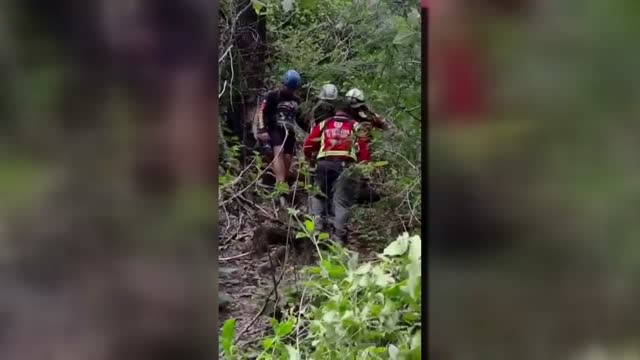 Rescatan a mujer lesionada en zona montañosa de Santiago, Nuevo León