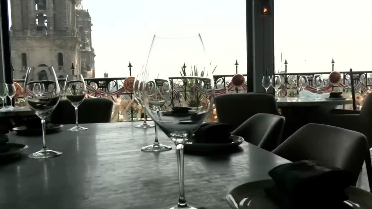 Restaurantes cerca del Zócalo reportan alta demanda por el Grito de Independencia