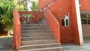 Socavón y daños estructurales ponen en riesgo a alumnos de primaria en Ecatepec