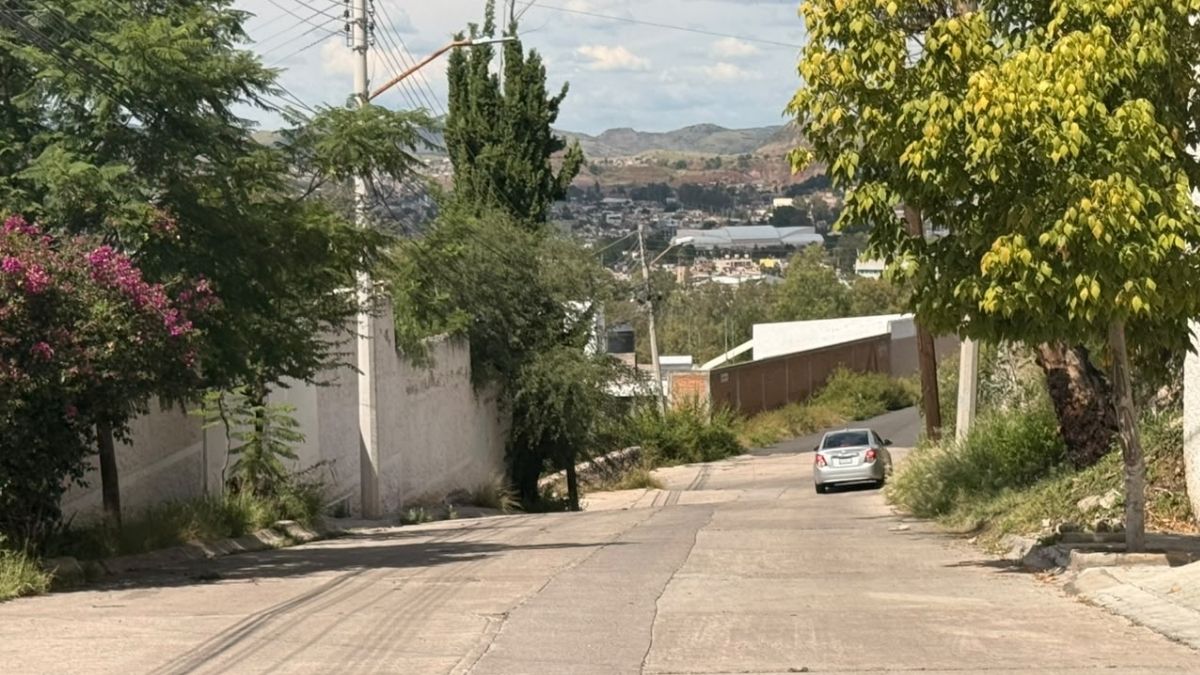 El agresor la golpeó en el rostro, la sujetó por la espalda, intentó asfixiarla y le realizó tocamientos sin su consentimiento