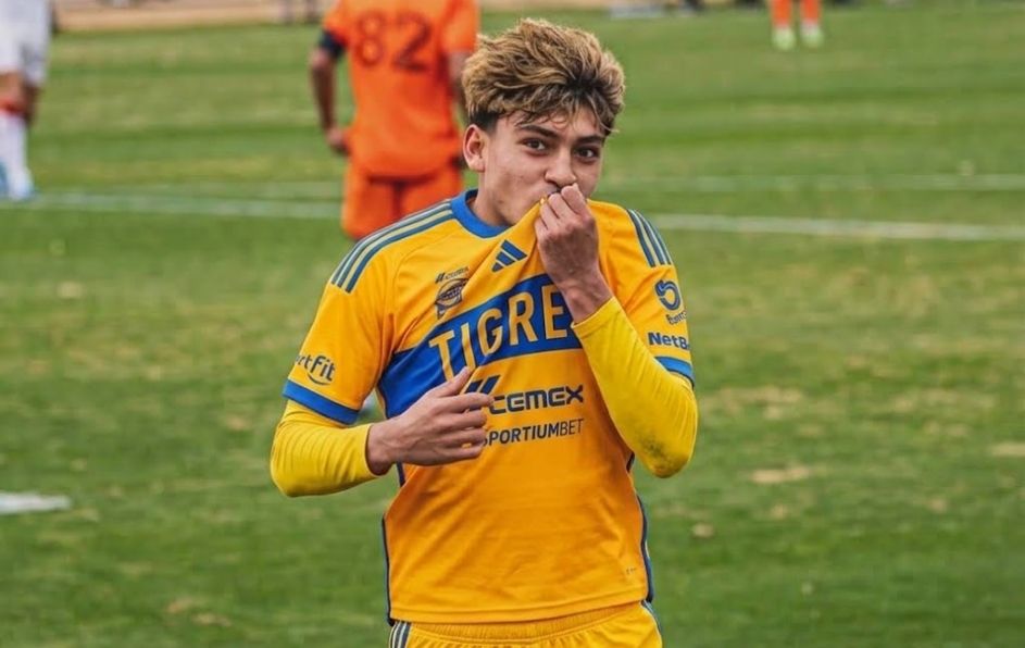 El atacante llega registrado para el primer equipo y buscará convencer a Víctor Manuel Vucetich para ganarse su debut en la Liga MX.
