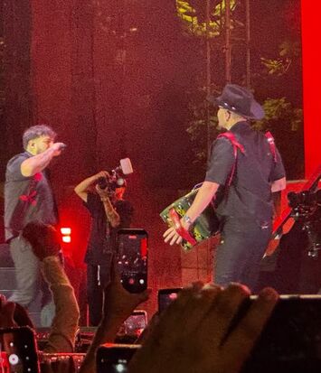 Comienza el concierto de Grupo Frontera en Guadalajara.
