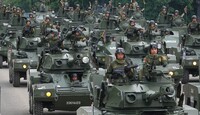 Desfile de la Independencia de México por parte de elementos del Ejército Nacional, Fuerza Aérea y Guardia Nacional.