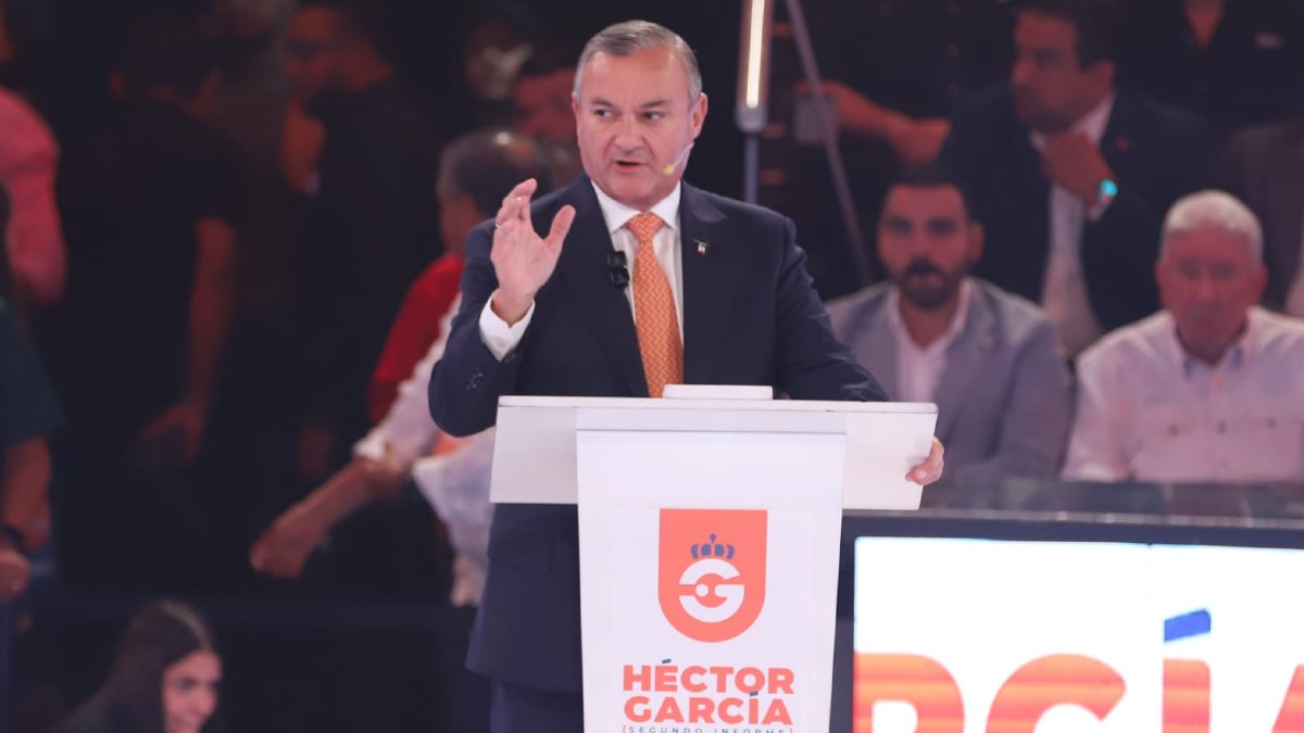 En lo que refiere a Servicios Públicos, destacó la rehabilitación de 800 mil metros cuadrados de nuevo pavimento