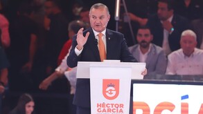 En lo que refiere a Servicios Públicos, destacó la rehabilitación de 800 mil metros cuadrados de nuevo pavimento