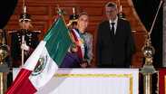 Sheinbaum gritó ¡Viva México! desde el balcón de Palacio Nacional