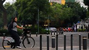 Usa medios de transporte ante la aplicación del programa del Hoy No Circula.