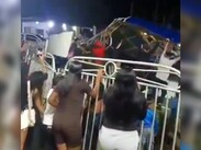 Varios asistentes corrieron para auxiliar a las personas afectadas y ayudar en la evacuación