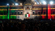 Capitalinos esperan el Grito de Independencia en el Centro Histórico. TD Nocturno CdMx, 15 de septiembre 2026