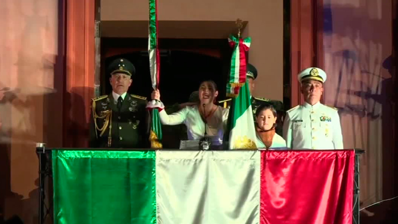 Colima celebra el Grito de Independencia encabezado por Indira Vizcaíno