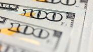 El precio del dólar afecta directamente en el valor de las remesas en México. | Magnific