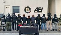 A los sospechosos les aseguraron diverso material bélico, drogas y otros implementos.
