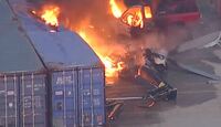 El accidente aéreo provocó la movilización de decenas de bomberos. | Imagen: Cadena Ser